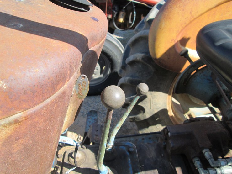 ford-3000-image-19