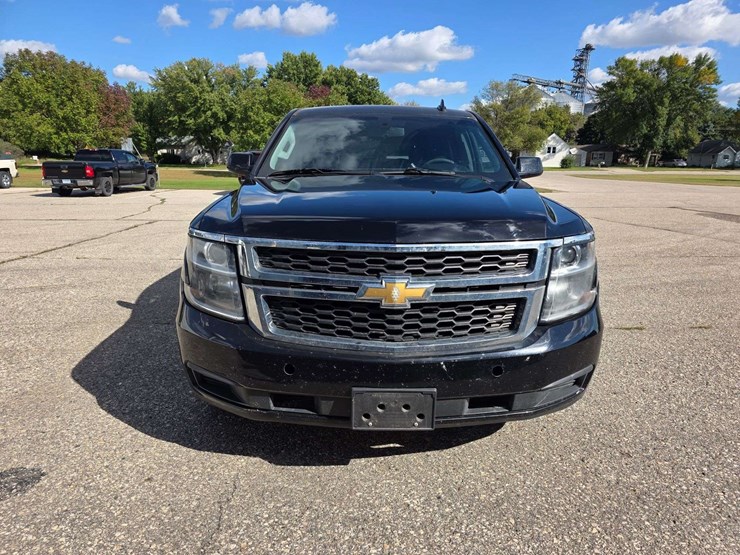 2019-chevrolet-tahoe-image-4
