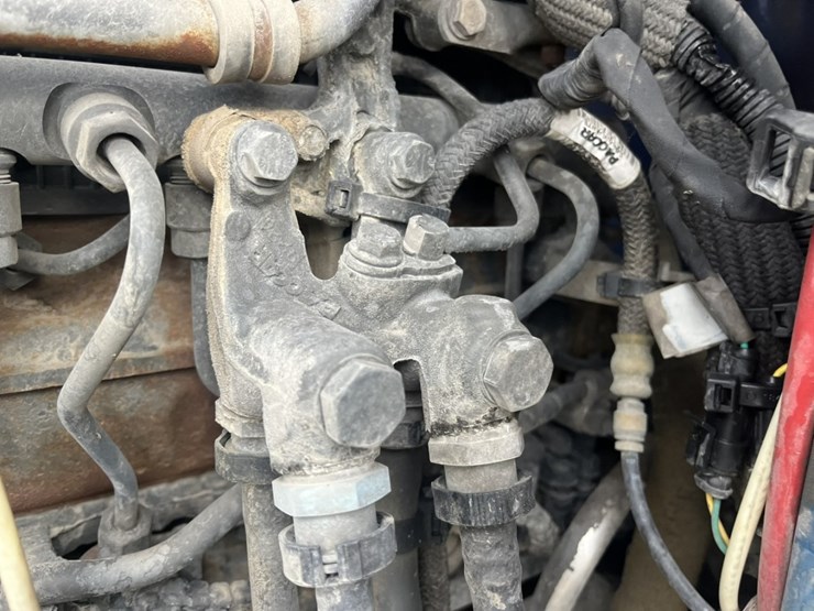 2020-kenworth-t680-image-17