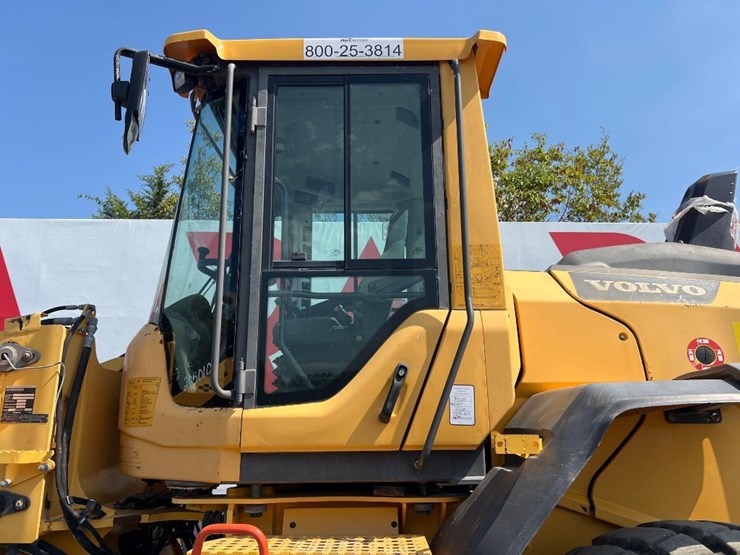 2019-volvo-l70h-image-21