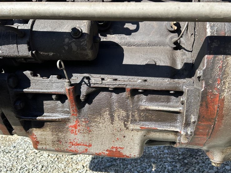 massey-ferguson-165-image-16
