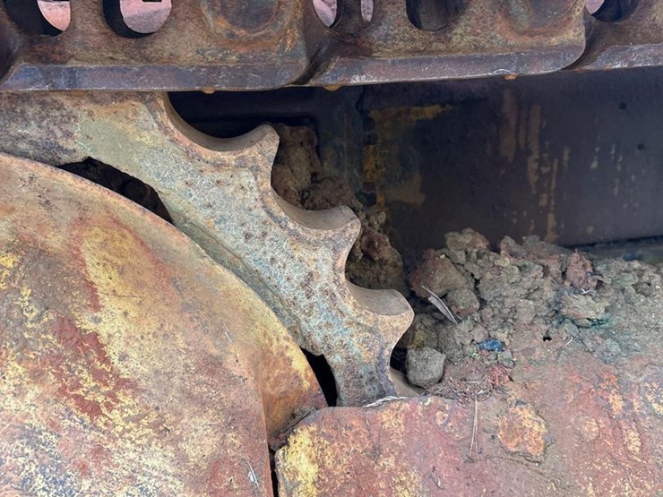 caterpillar-d4d-image-6
