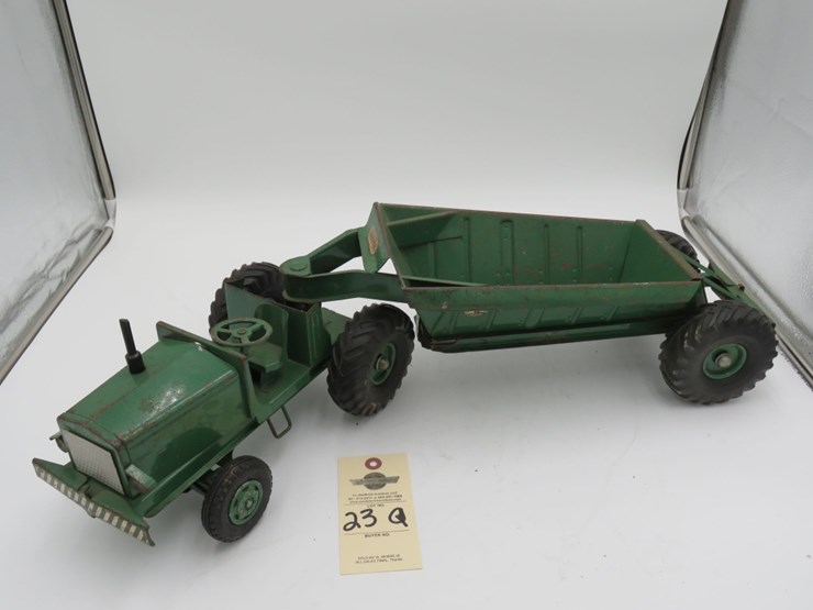 1950's-doepke-model-toys-bottom-dump-toy-earth-mover-image-1