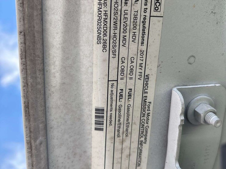 2017-ford-f550-image-10