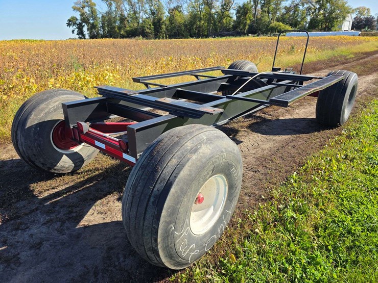 anhydrous-running-gear,-extendable-hitch,-rear-brakes,-21.5l-16.1-tires,-rear-lights-image-16