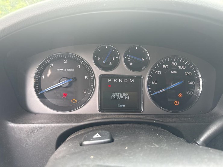 2008-cadillac-escalade-image-19
