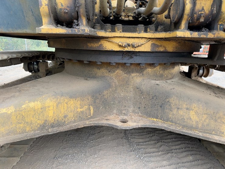 komatsu-pc300-3-image-16