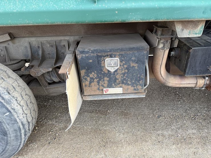 1995-ford-l9000-image-37