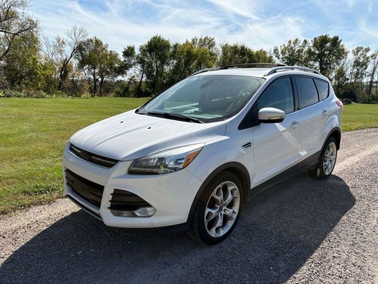 2013-ford-escape-titanium-image-1