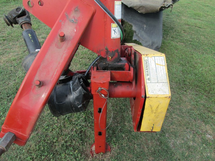 2013-new-holland-h6750-image-9