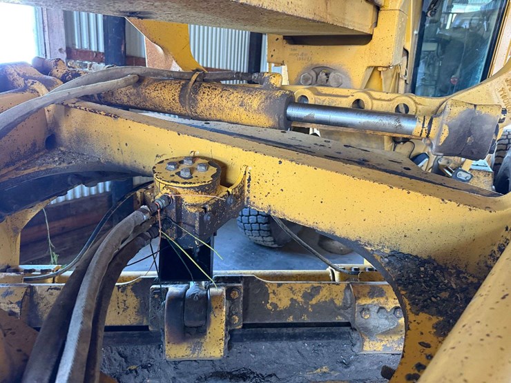 1994-deere-770bh-image-45