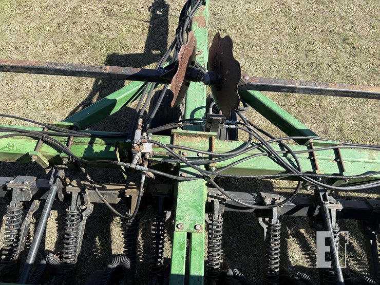 john-deere-750-image-24