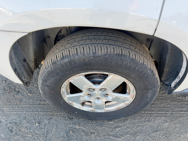 2008-chevrolet-equinox-ls-image-9