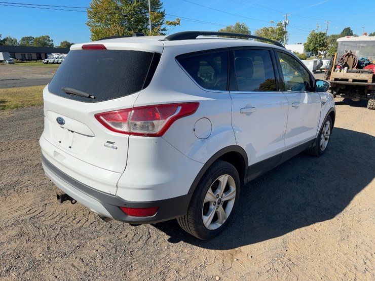 2014-ford-escape-se-image-5