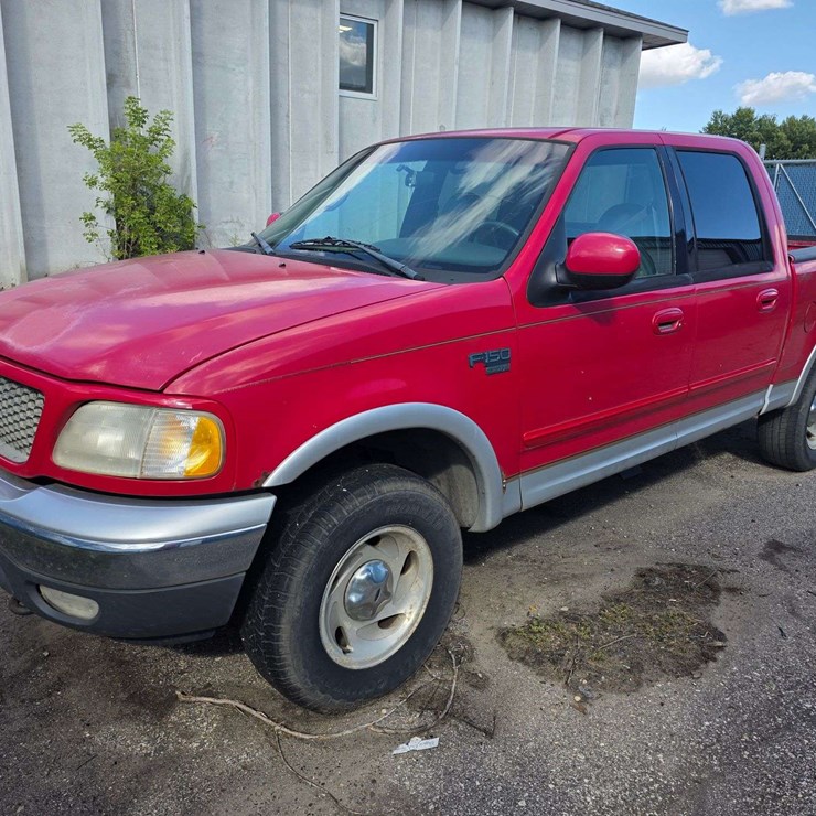 2001 FORD F150 LARIAT