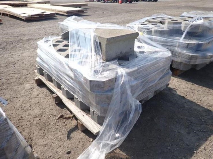 qty-of-(8)-skids-of-turfstone-pavers-&-decor-stone-image-14