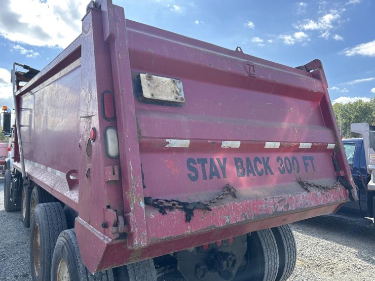 1995-mack-dm690s-image-17