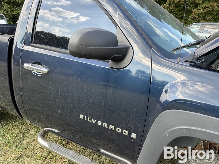 2008-chevrolet-silverado-1500-ls-image-15