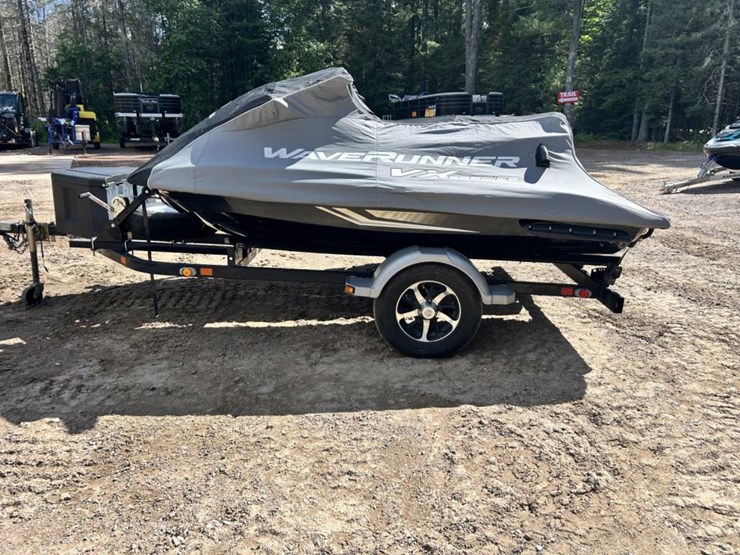#1405-•-2016-yamaha-vx-cruiser-h.o.-jet-skis-w/-trailer-image-2