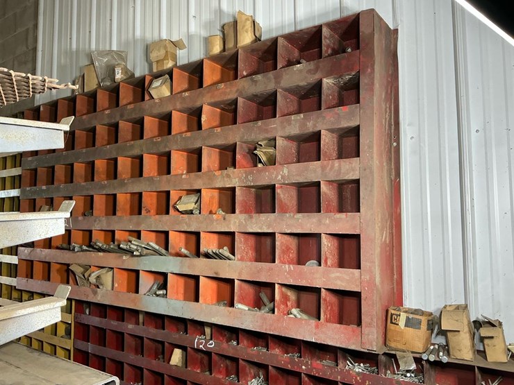 #121-•-rack-and-assorted-contents-image-2