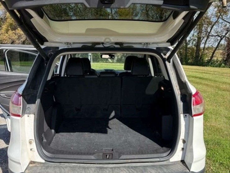 2013-ford-escape-titanium-image-7