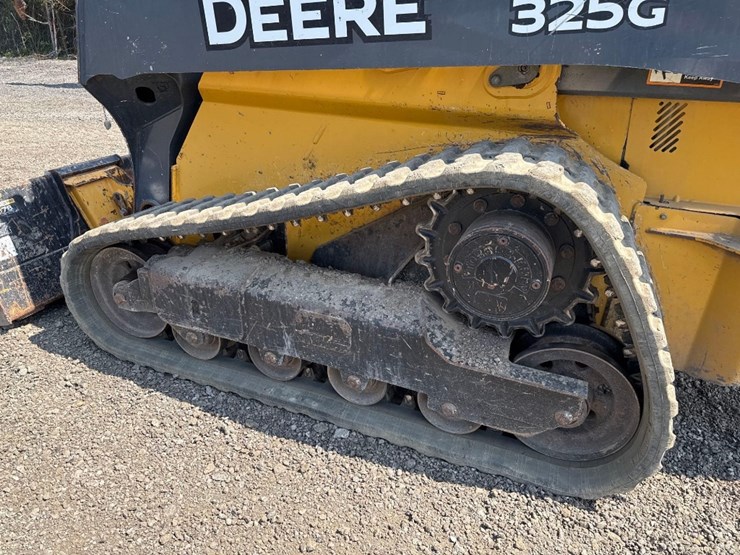 2019-deere-325g-image-9