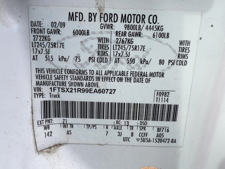 2009-ford-f250-xl-image-25