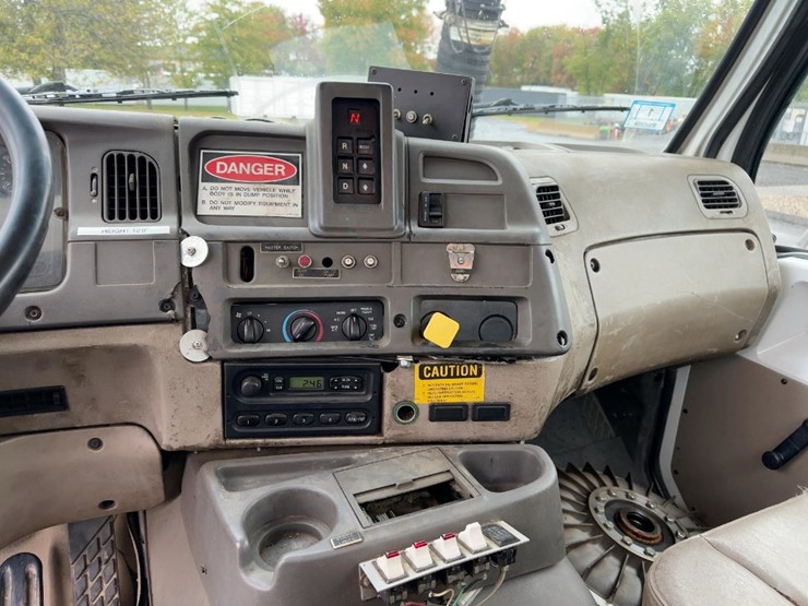 vactor-2115-image-25