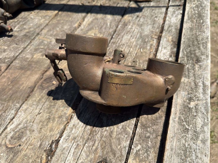 kingston-carburetor-top-image-1
