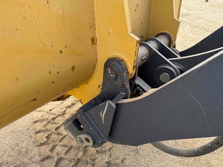 deere-624k-image-22