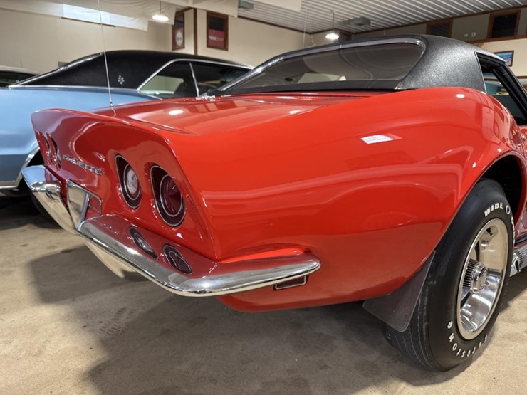 #1390-•-1969-chevrolet-corvette-stingray-car-image-26