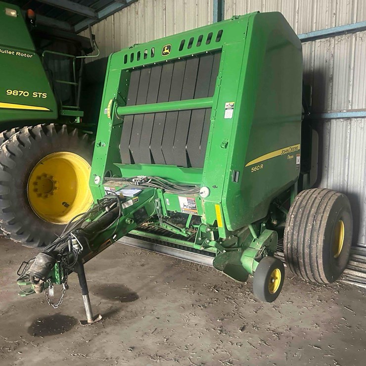 JOHN DEERE 560R