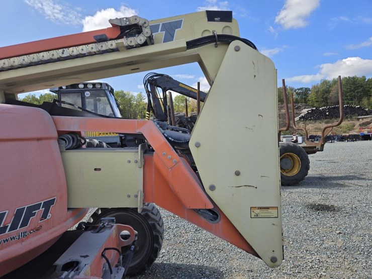 2015-jlg-600aj-image-29