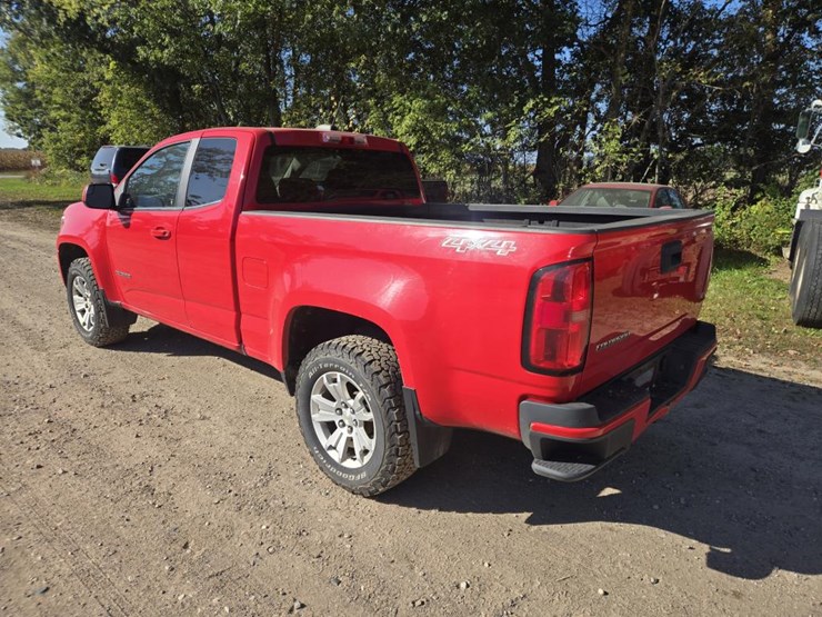 2015-chevrolet-colorado-image-3