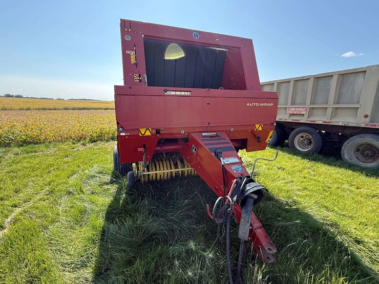 new-holland-688-image-15