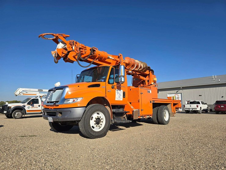 2006-international-durastar-4400-image-1