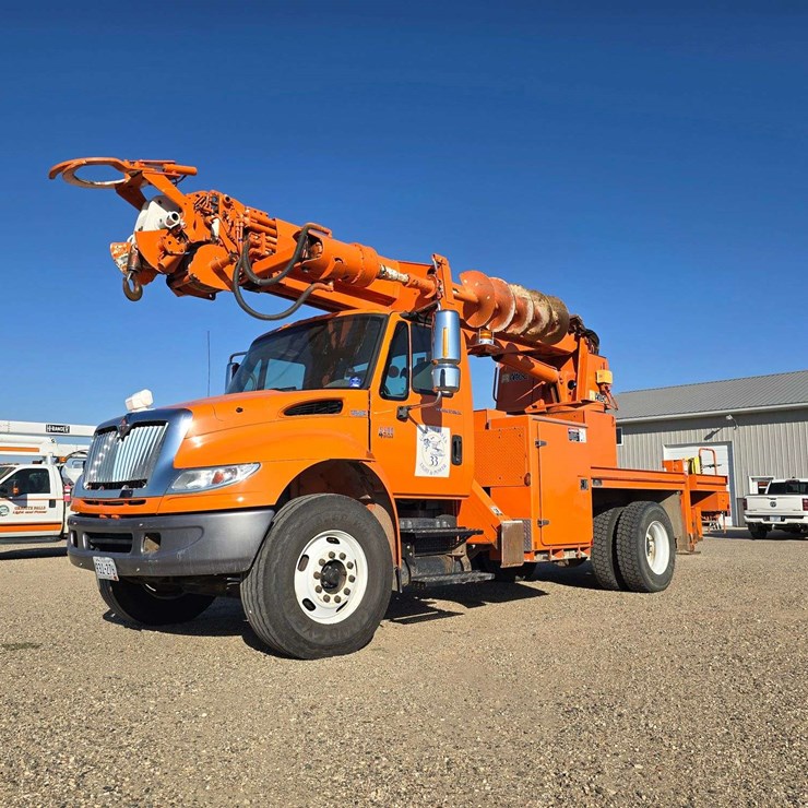 2006 INTERNATIONAL DURASTAR 4400