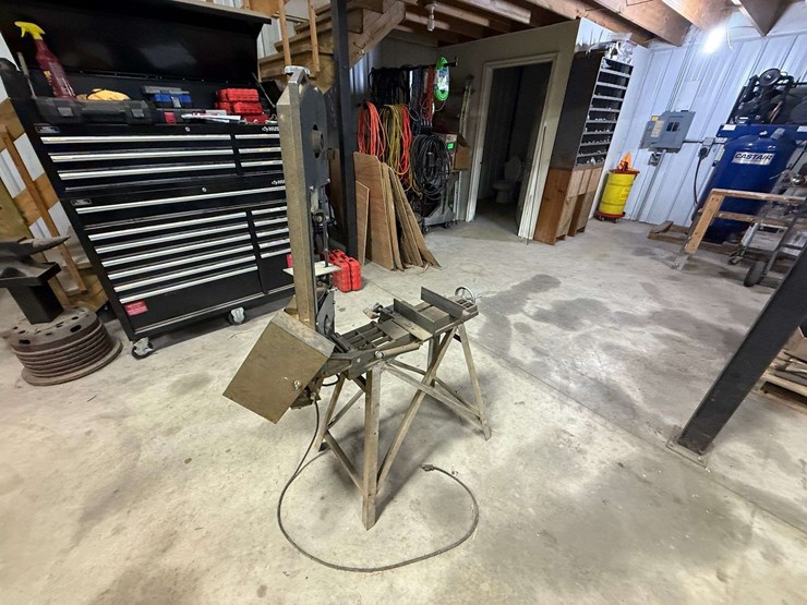 shop-master-fan-saw,-new-blade,-64”-long-blade,-working-order-per-seller-image-5