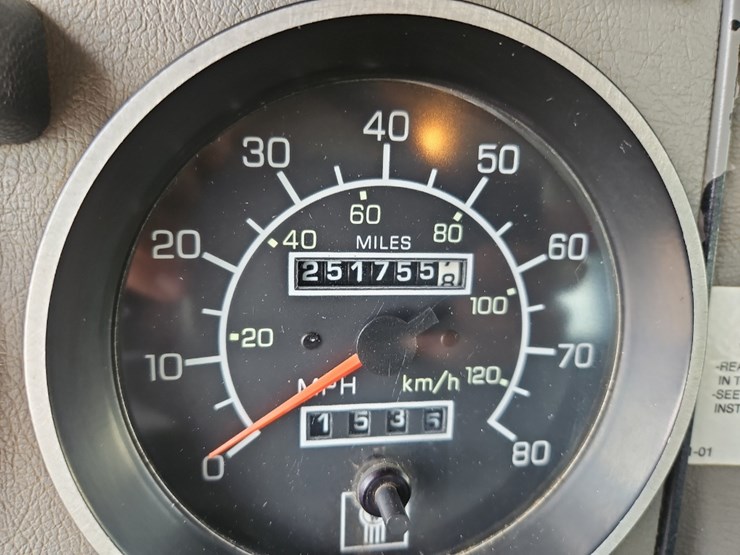 2007-kenworth-t330-image-29