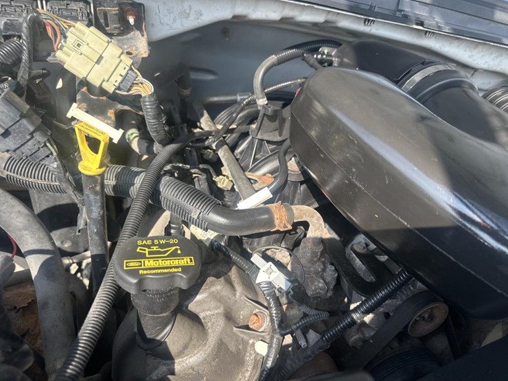 2010-ford-f250-image-37
