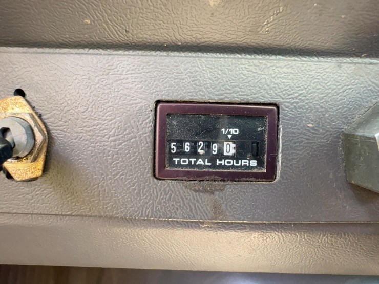 1995-ford-l9000-image-30