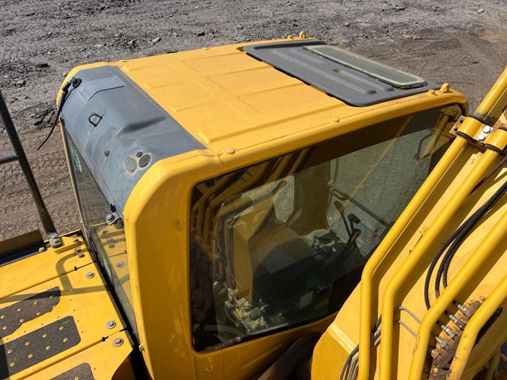 2017-komatsu-pc290-lc-11-image-36