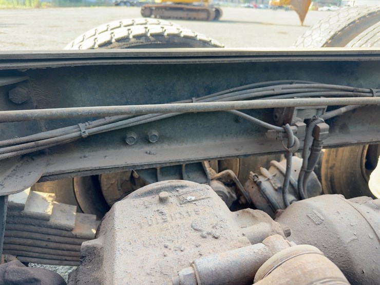 1998-mack-e7-454-image-24