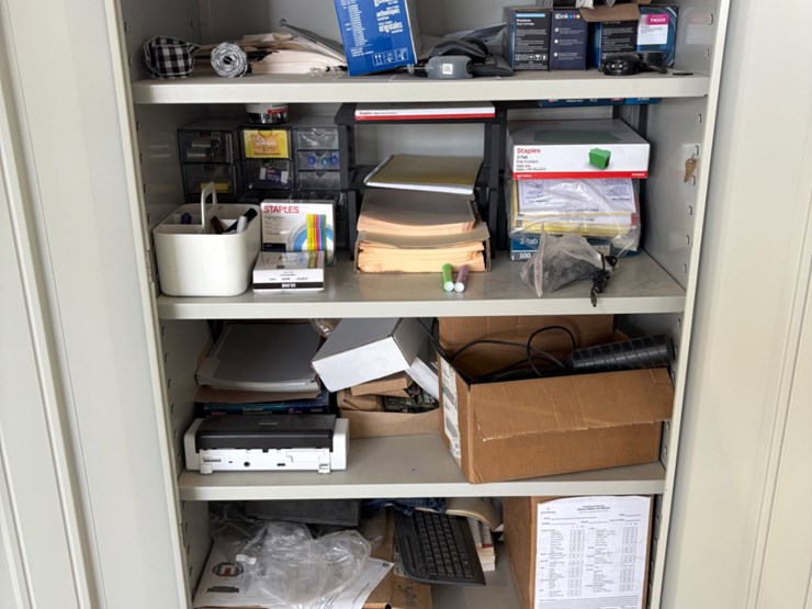 3’-x-2’-x-6.5’-storage-cabinet-w/-contents-image-2