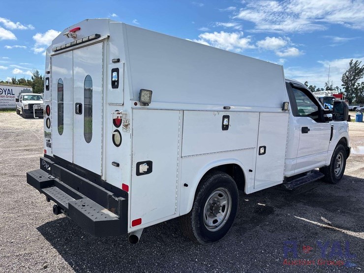 2017-ford-f550-image-3