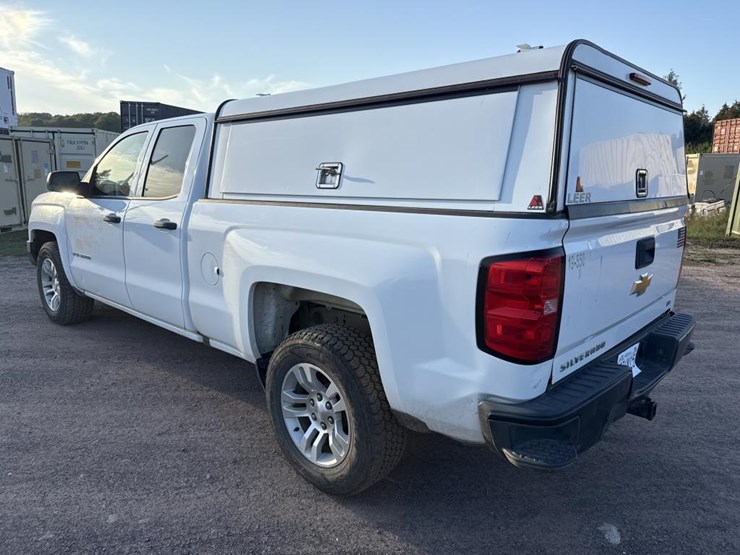2019-chevrolet-1500-image-3