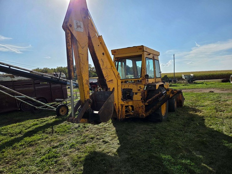 john-deere-510-image-28