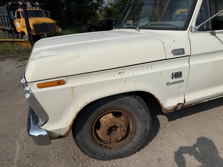 1975-ford-f350-image-30
