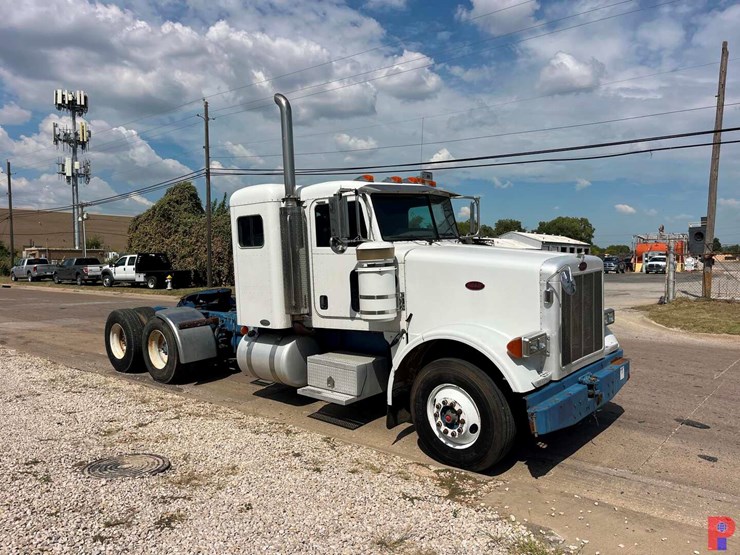 2006-peterbilt-378-image-1