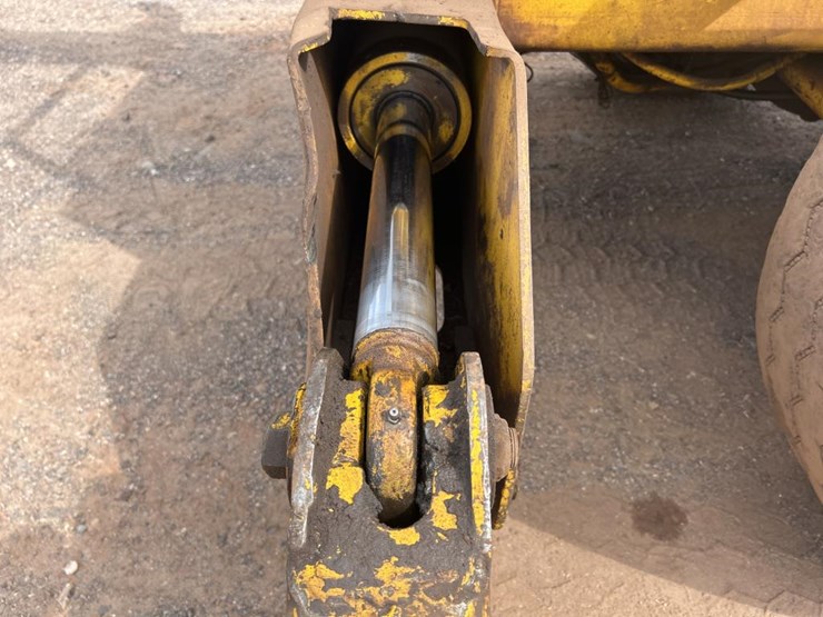 #1800-•-galion-2-stage-crane-truck-image-33